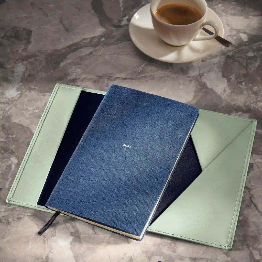 Treuleben Journal Jacket Leder Mintgrün