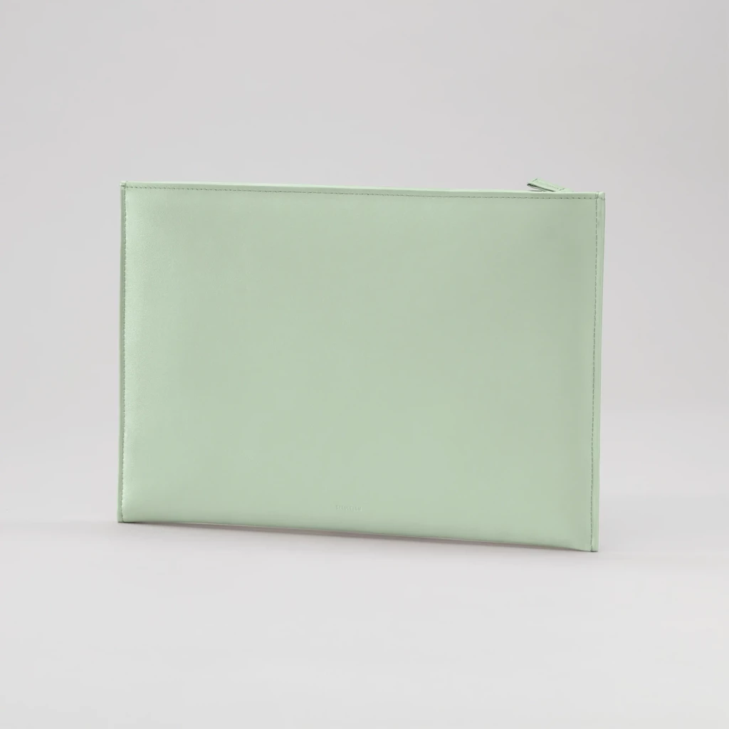 Treuleben Pouch Wallaby Leder Mintgrün