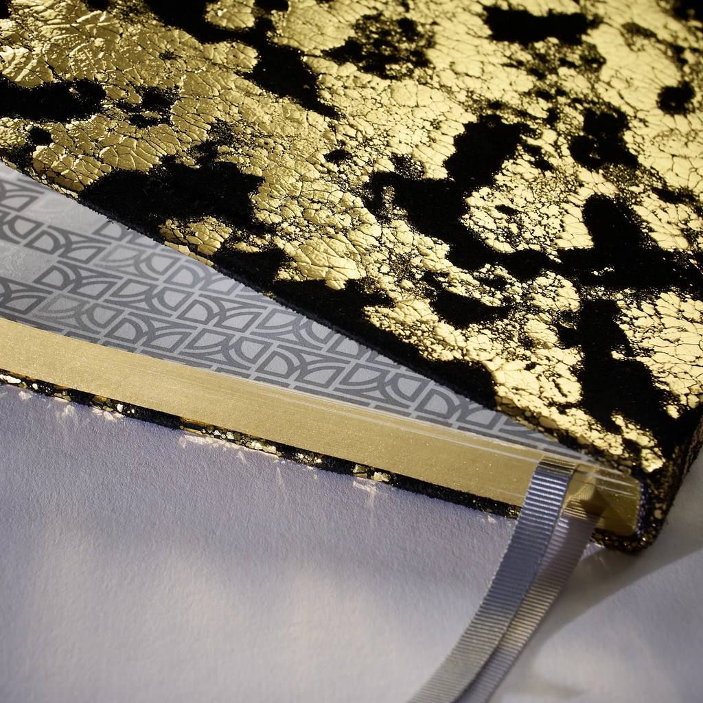 Wochenplaner 2027 Black Gold Leder