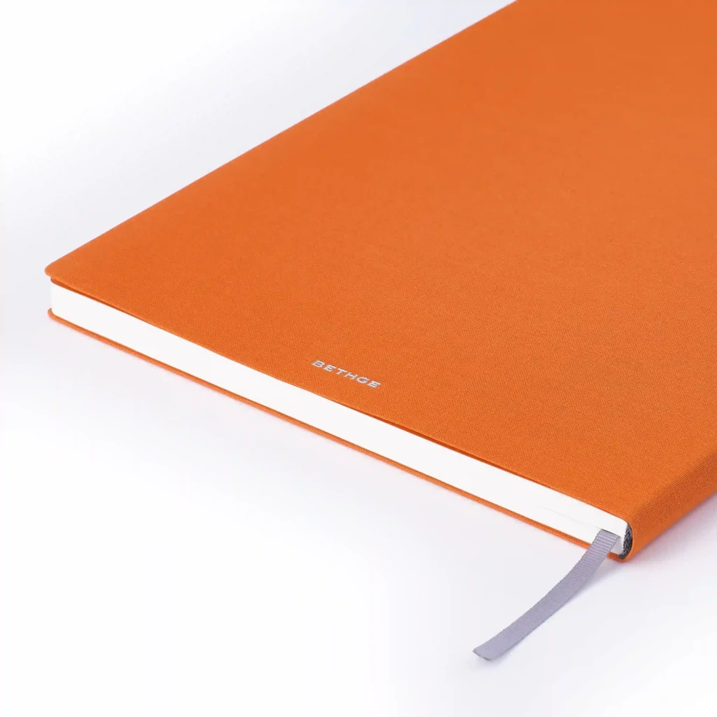 Leinen Notizbuch A4 gepunktet Orange