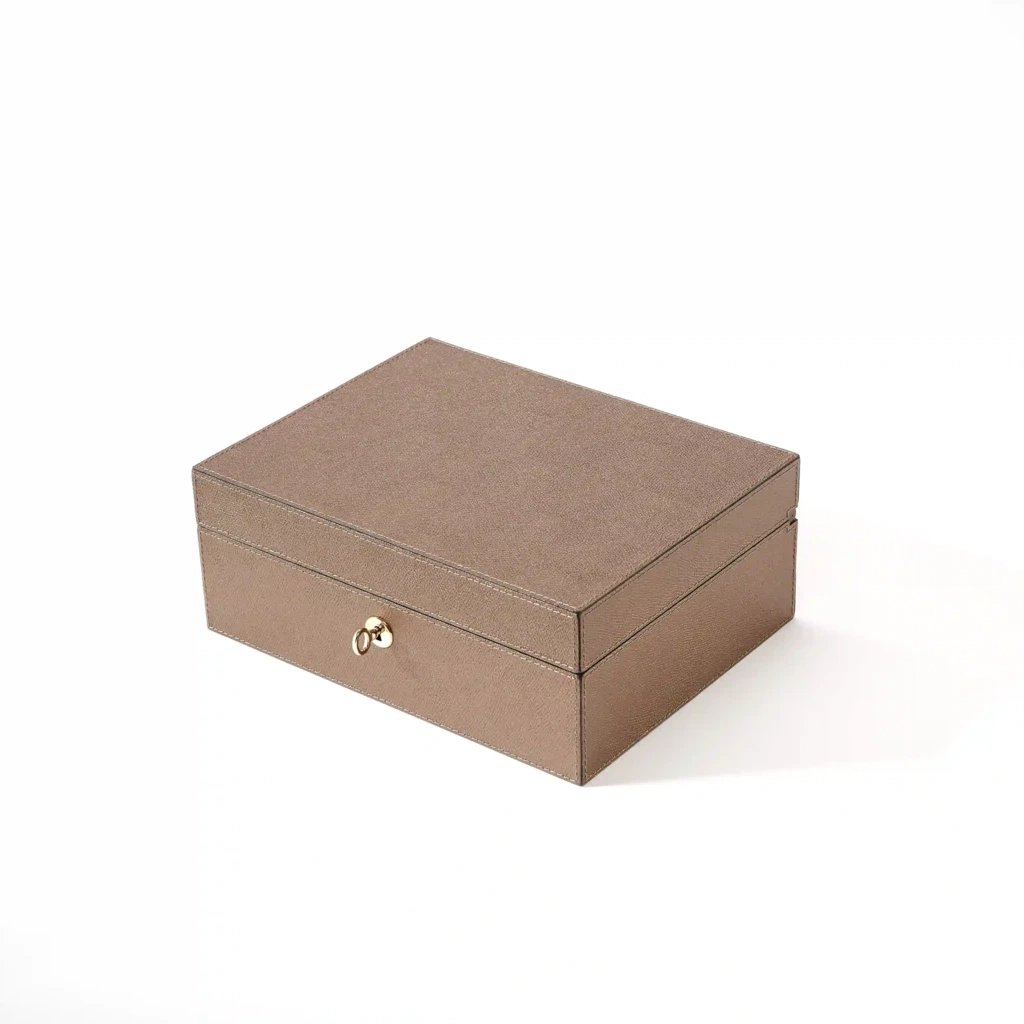 Schmuckbox Walnussholz Leder Bronze