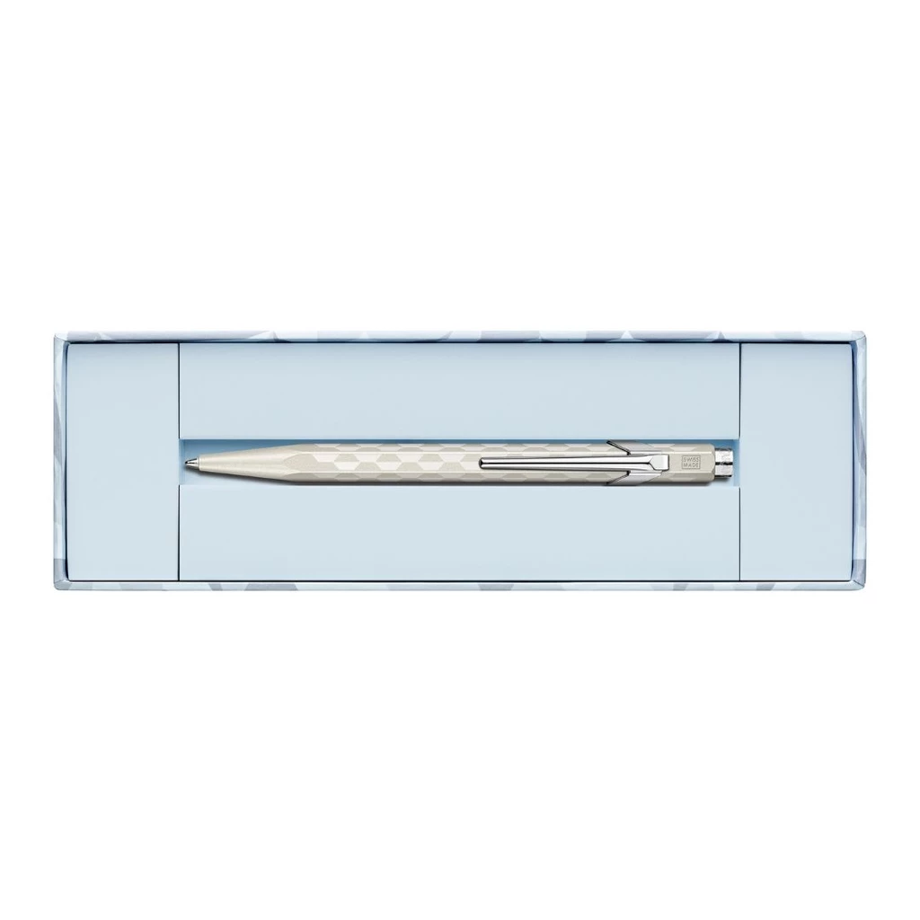 Caran d'Ache 849 Kugelschreiber weiß Alpine Frost