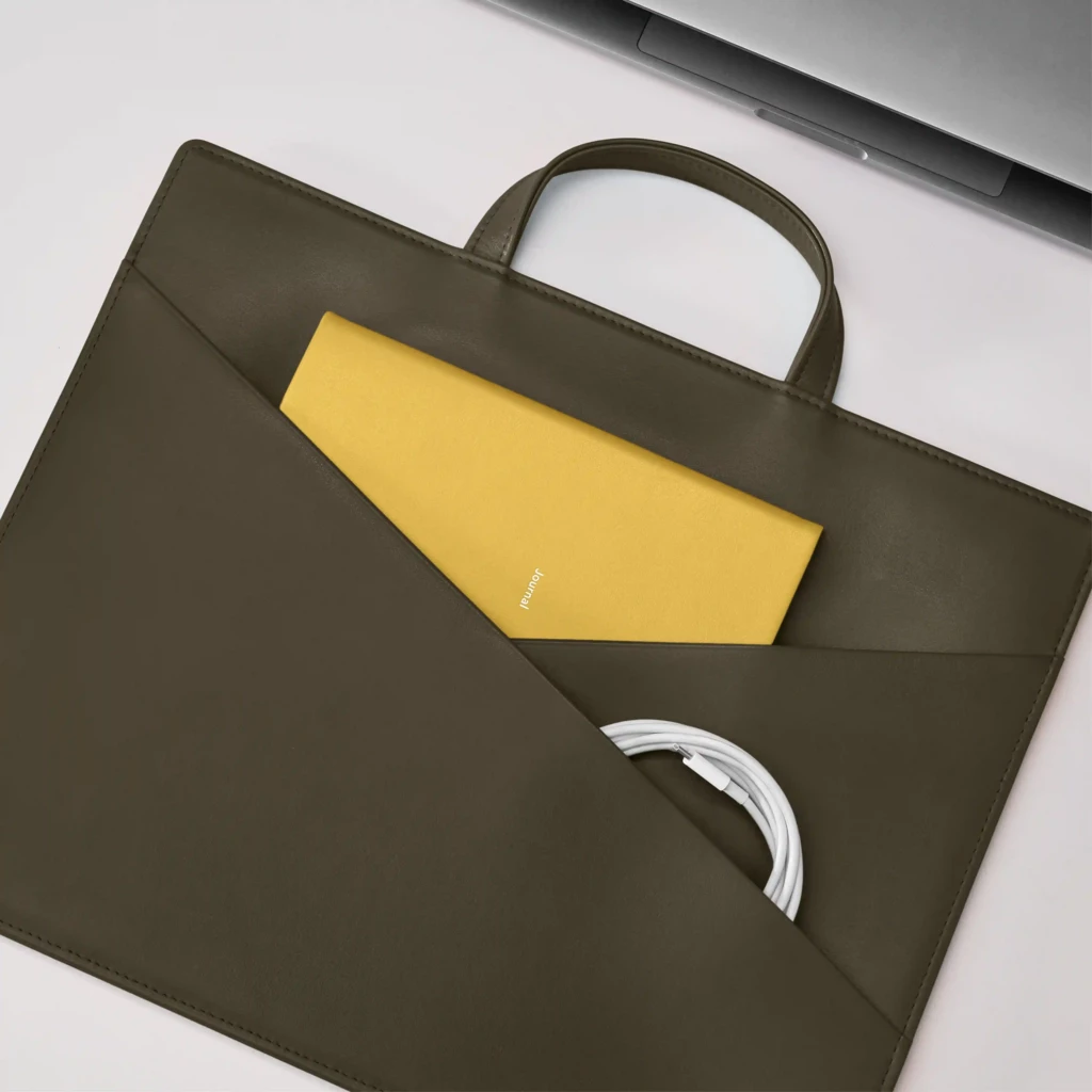 Treuleben Schultertasche schmal Leder Dunkelgrün
