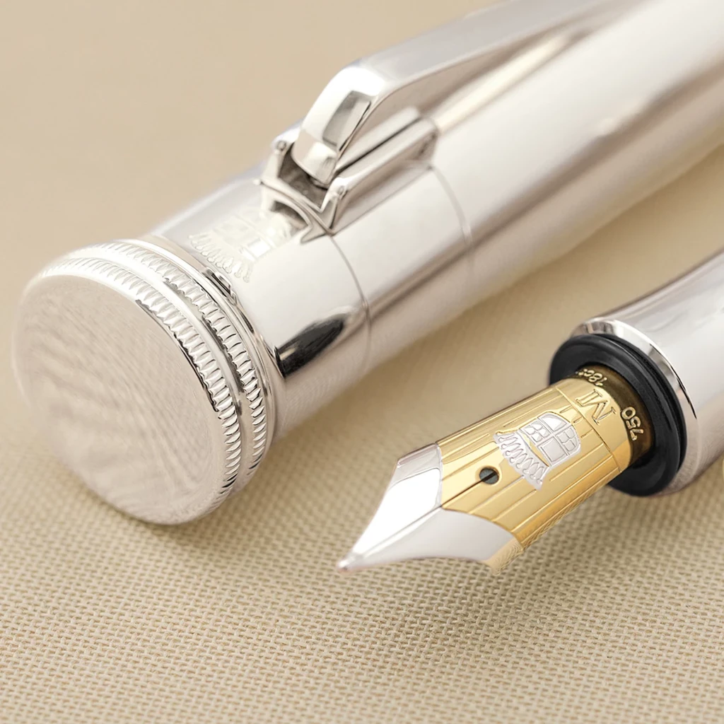 Graf von Faber-Castell Füllfederhalter Classic Silber B