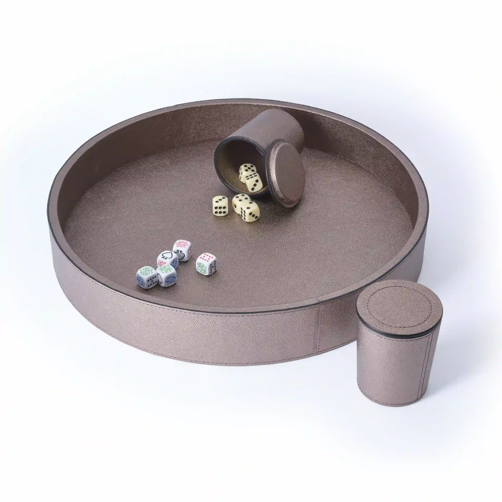 Würfelbecher-Set mit tablett Leder Titan