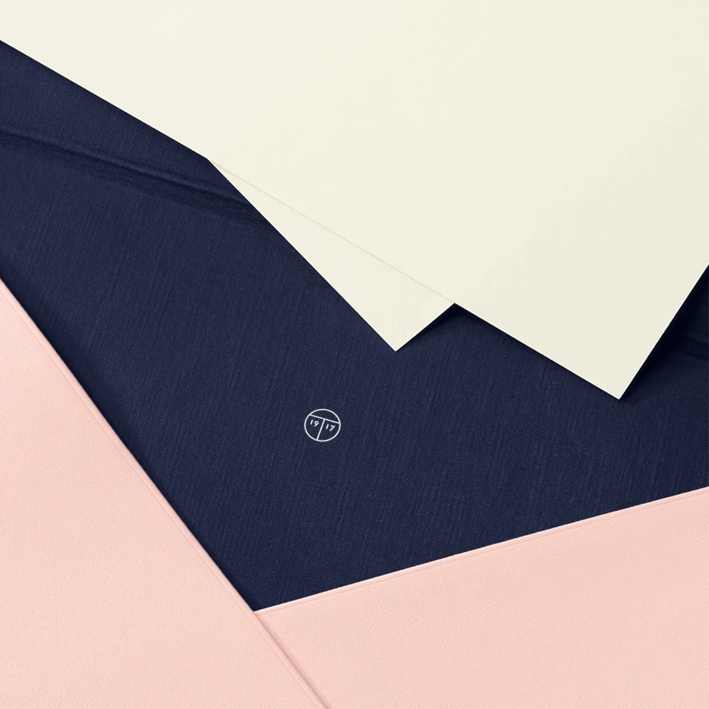 Treuleben Dokumentenmappe Envelope Leder Rosa