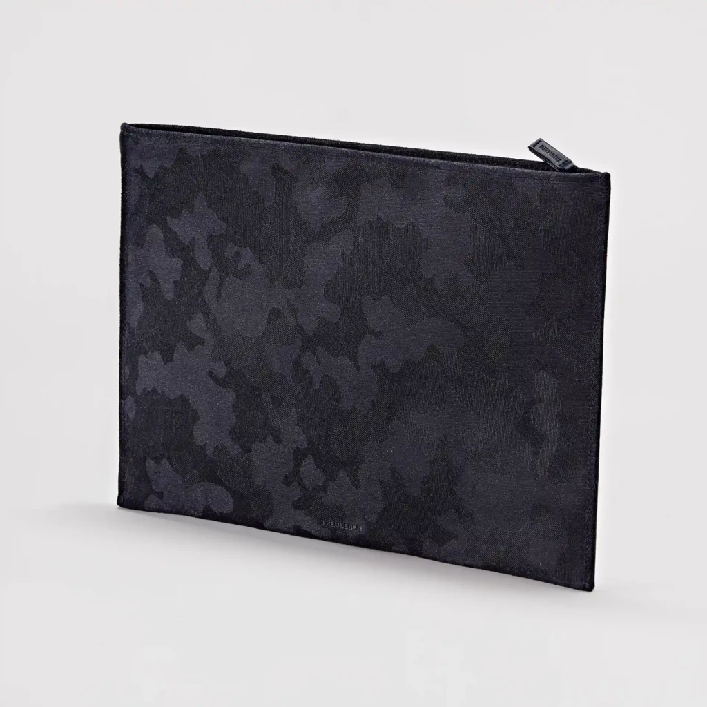 Treuleben Pouch Wallaby Leder