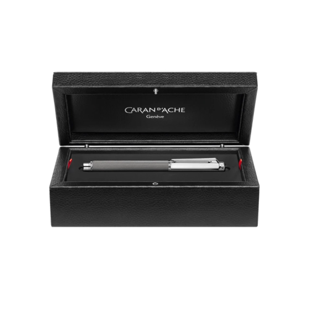 Caran d'Ache Füllfederhalter Varius Ivanhoe B