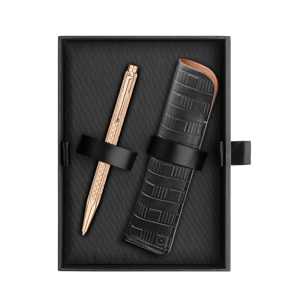 Caran d'Ache Ecridor Damier Set Kugelschreiber Etui Rosé
