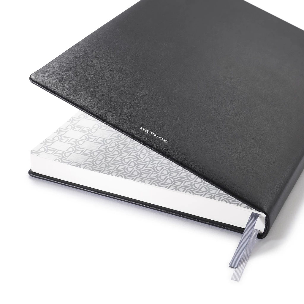 Tagesplaner 2027 TeBe-Skin Black Veganes Leder