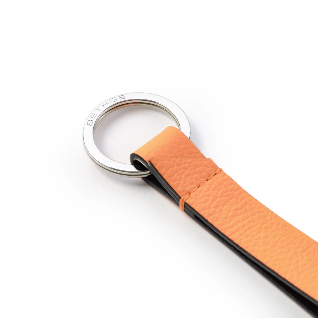 leder_schluesselanhaenger_neon_orange_2 Leder Schlüsselanhänger Neon Orange